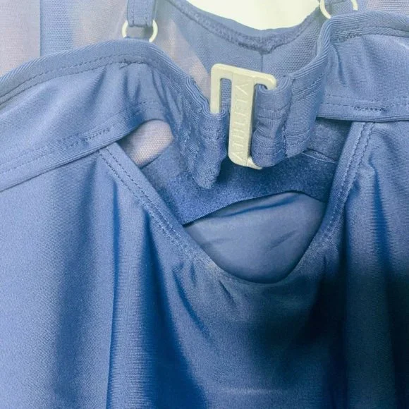 NEW Athleta tankini top Cross Back navy blue racerback swimsuit 36 B C women - Picture 5 of 10